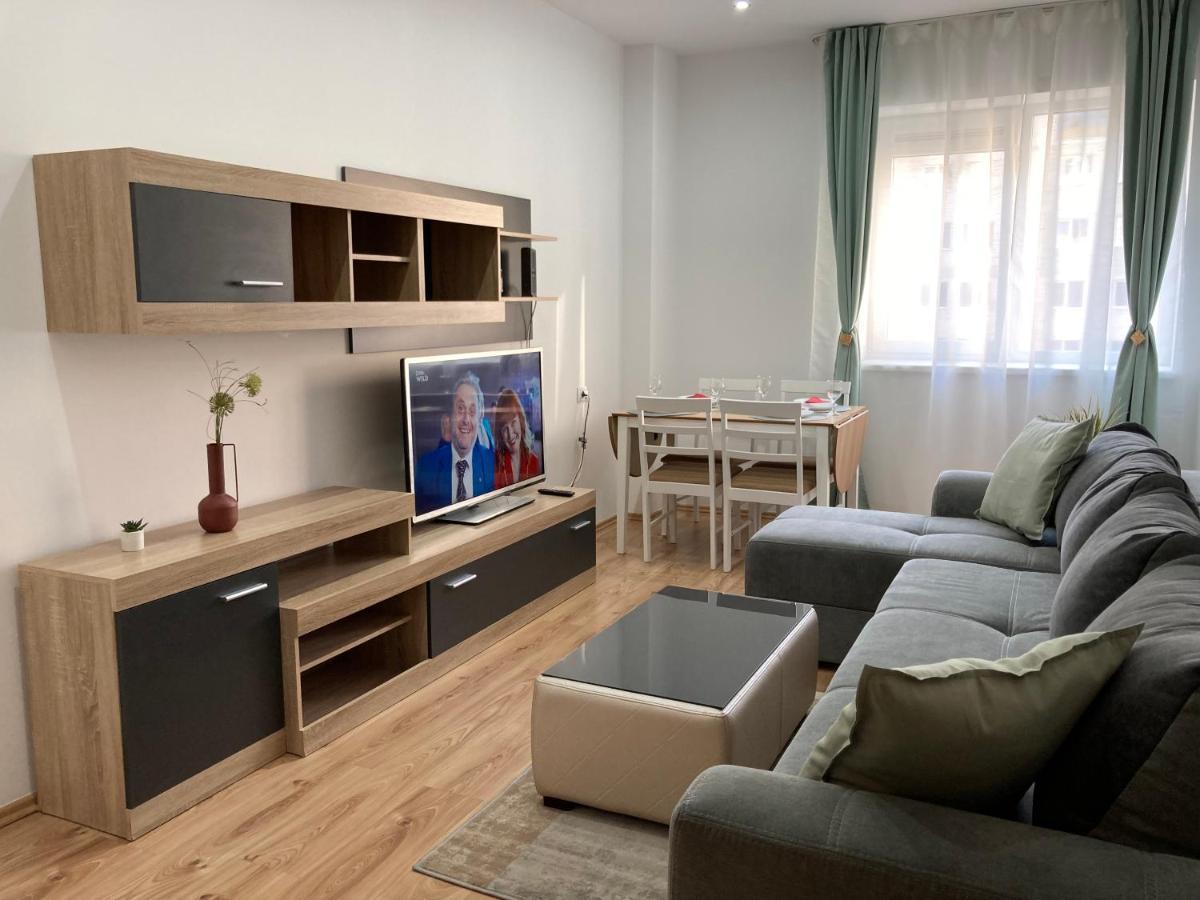 Laroka House Rin Grand Residence Modern Apartment Bukarest Kültér fotó